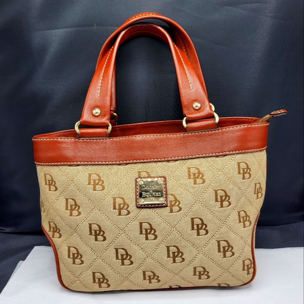 Dooney &Bourke handbag